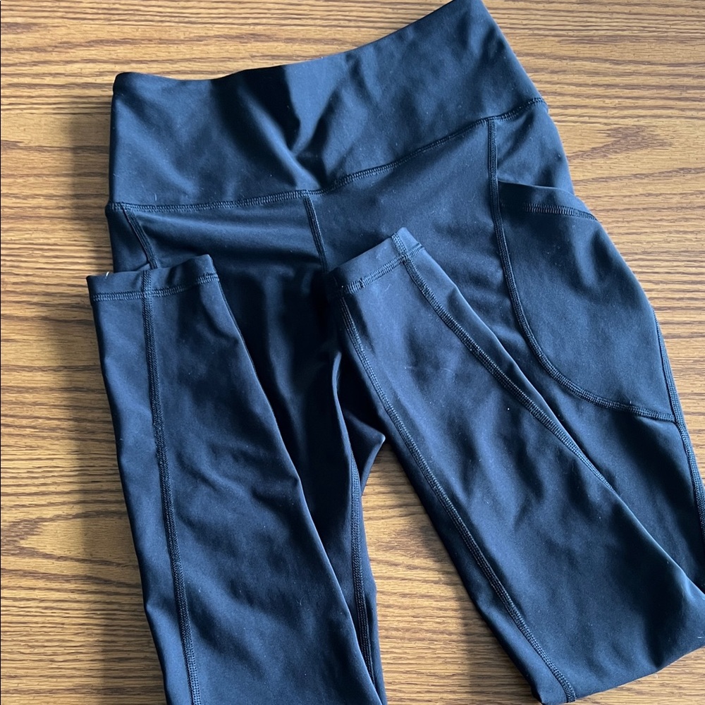 Old Navy Active High Rise Leggings Go Dry